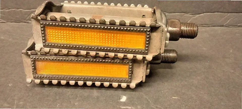 1975 Huffy Thunder Road 1/2" Rat Trap MX BMX Bicycle Pedals - 70's Old School