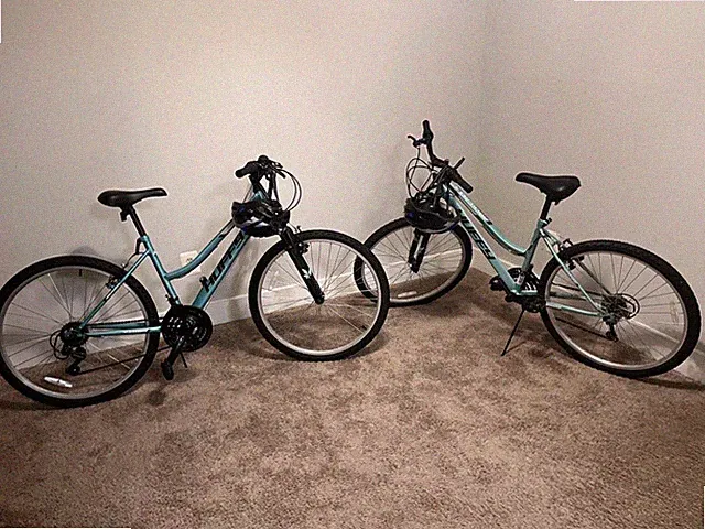 2 x Huffy 26 inch Bicycle - Blue
