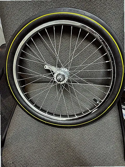 20" YELLOW STRIPE Slick Tire fits Screamer Huffy SCHWINN Banana Seat Muscle Bike