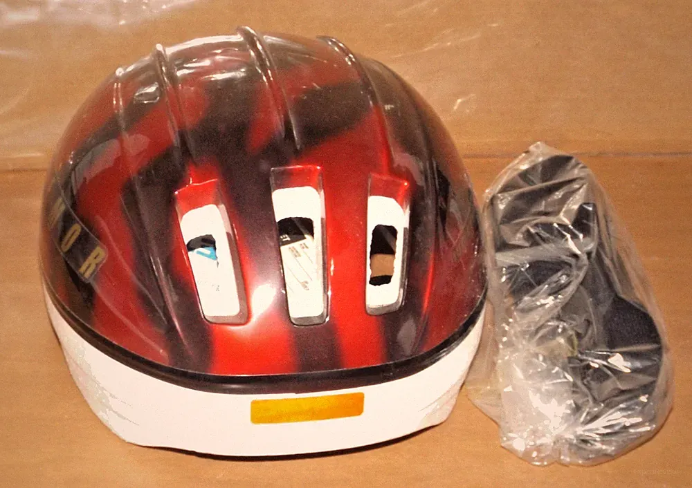 Huffy Adult Bicycle Helmet New in box Red / Black Small / Medium S/M