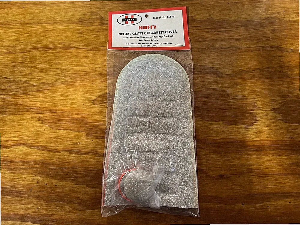 HUFFY BICYCLE SISSY BAR HEAD COVER PAD SILVER GLITTER VINTAGE NOS NEVER USED