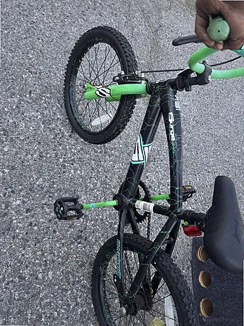 Huffy BMX Bike 20 in Black/Green 1 Speed BMX Bar Side Pull Caliper No Sus