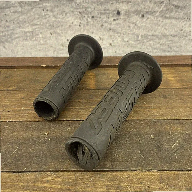 Huffy BMX Bike Handlebar Grips Black Rubber Pair Vintage 90s Used Ends Damaged