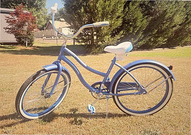 Huffy Cranbrook 24" Women's Cruiser Bike Blue & White Coaster Brake, Bell, Stand