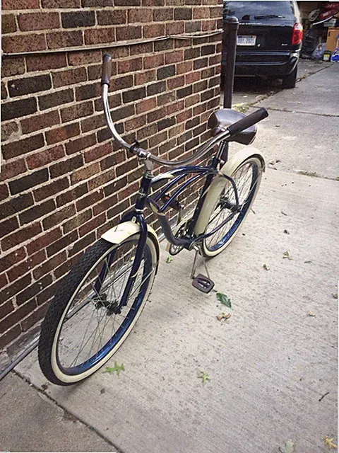 Huffy Vintage Cruiser Bike Blue & Cream 26 in Steel Frame