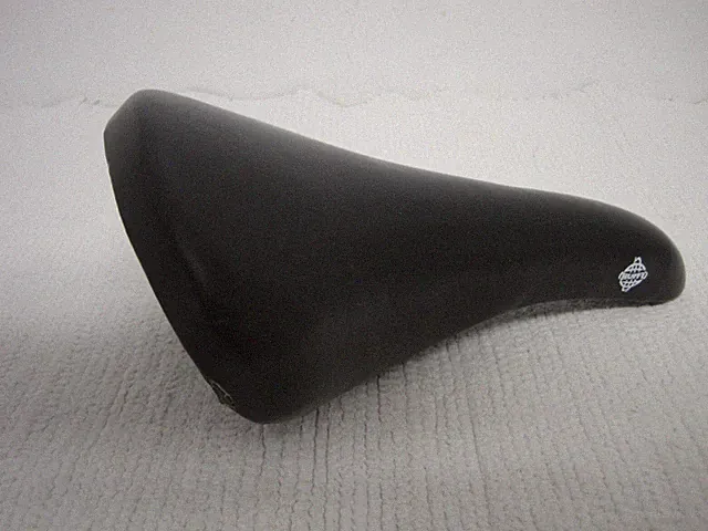 HUFFY Yuanyi 10 1/4" Black Leather Bicycle Seat-FAST SHIPPING!!