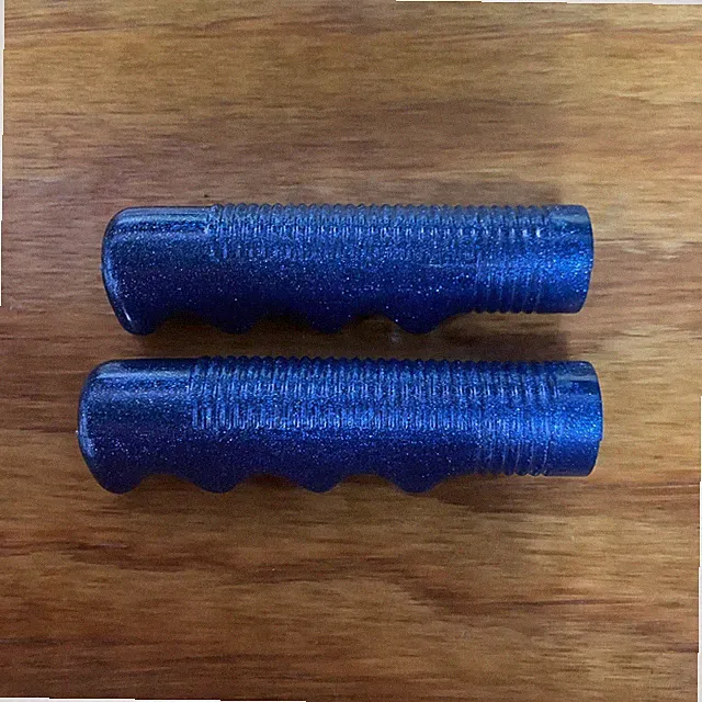 HUNT WILDE BICYCLE HANDLE BAR GRIPS BLUE GLITTER FITS MUSCLE BIKES SCHWINN HUFFY