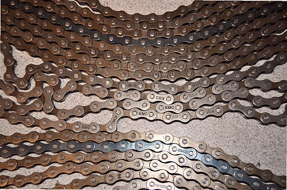 Lot of 2 BMX Bike KMC Chain fits on Mongoose Kent, Hyper, huffy, Madd Gear.
