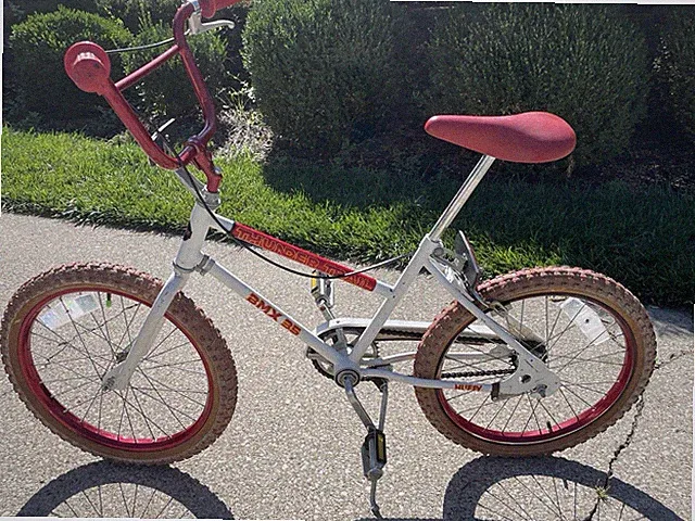 Old School HUFFY THUNDER TRAIL BMX 35 Barn Find Bike Rare 20” Frame Candy Apple