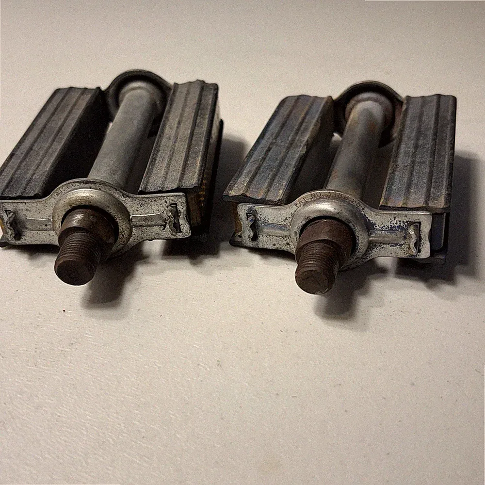Vintage 1960s Huffy Bicycle Pedals 1/2 Steel