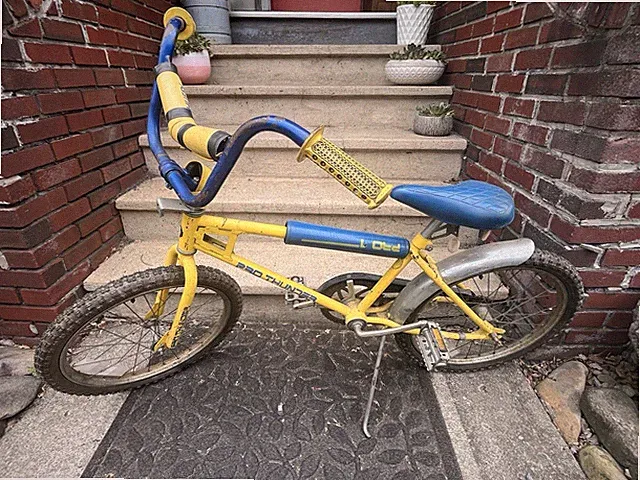 Vintage 1980 Huffy Pro Thunder BMX Bike Frame 20” Gusset 80s Old School Complete