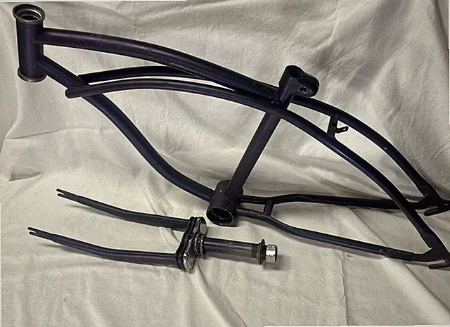 Vintage 20” Huffy Muscle Bike Frame And Fork GREAT CONDITION...Perfect for Build!