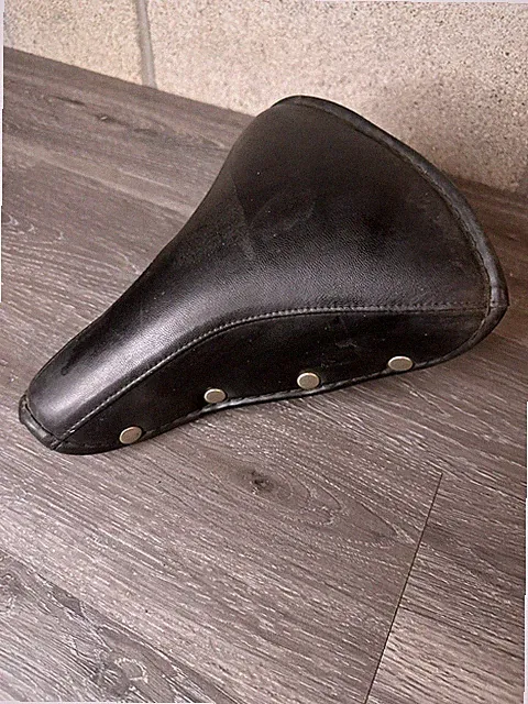 Vintage Huffy Bike Seat Cruiser Bicycle Springer Saddle